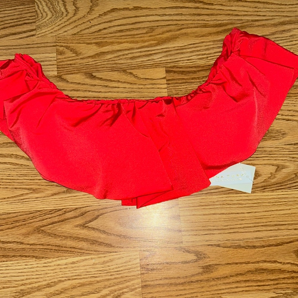 Trina Turk swim top size 4. NWT. Beautiful coral color.